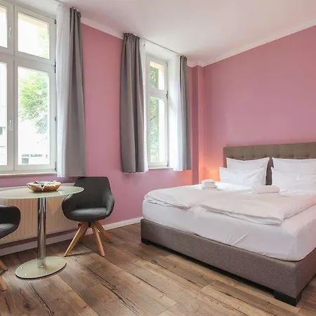 Hotel By Amaroo Potsdam